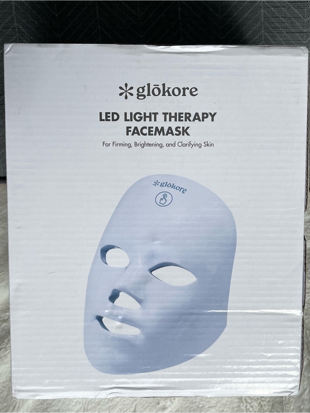New in Box Glokore 7 in 1 LED Light Therapy Facemask